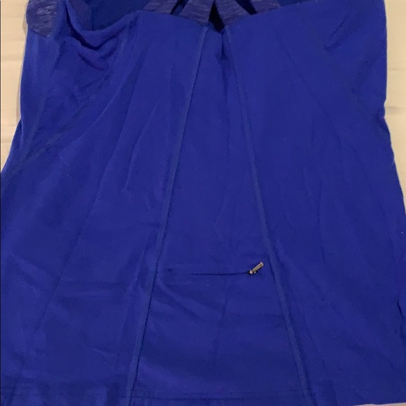 Workout Top - Picture 5 of 6